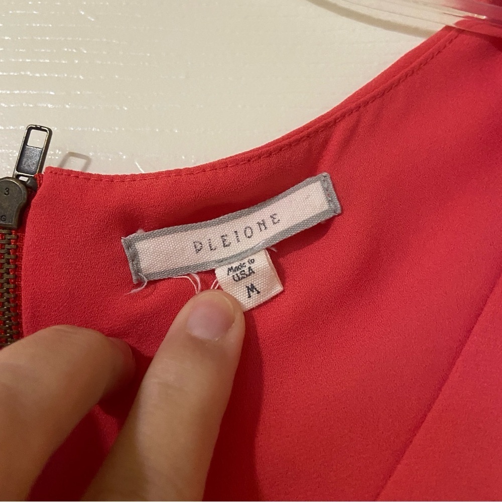 Pleione Coral Sleeveless Blouse with Cut-Out Design - Picture 3 of 9